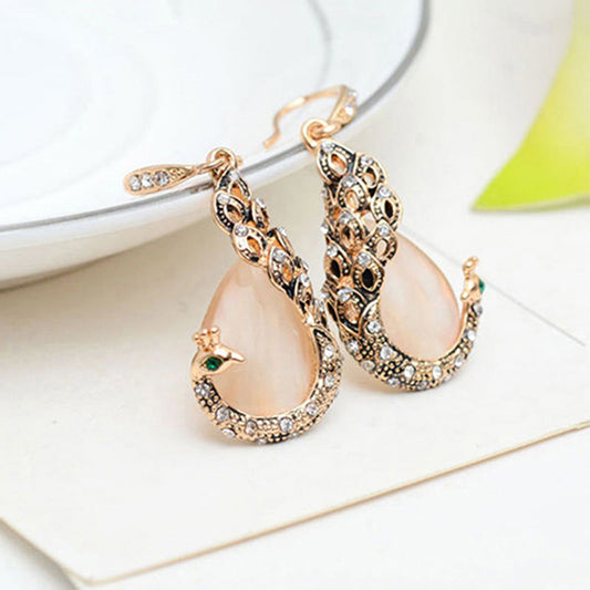 Elegant Waterdrop Rhinestone Pendant Necklace and Hook Earrings Jewelry Set for Women