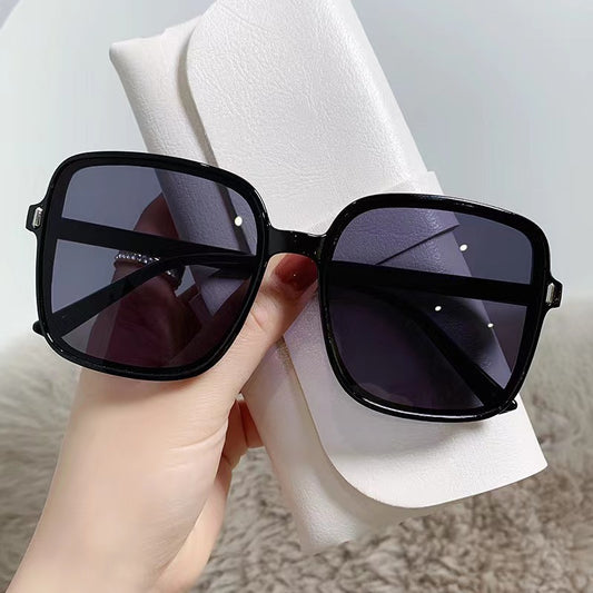 Oversized Gradient Sunglasses, Luxury Inspired Look for Fashion Women, UV400 Protection