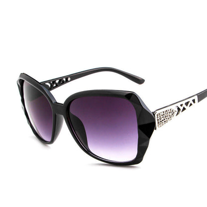 Big Frame Retro, Chic Oversized Fashion Sunglasses for Women