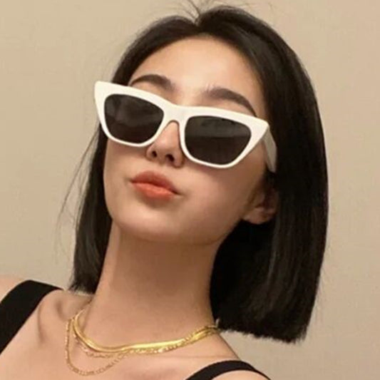 Retro Oval Cat Eye Sunglasses - Vintage Inspired Design for Women