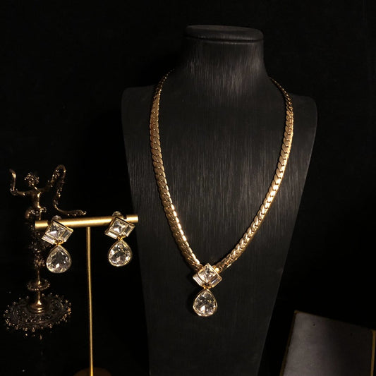 Light Luxury Necklace and Earrings Set, Special Interest Design for Women