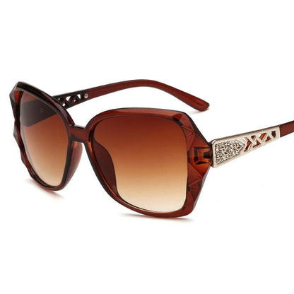Big Frame Retro, Chic Oversized Fashion Sunglasses for Women
