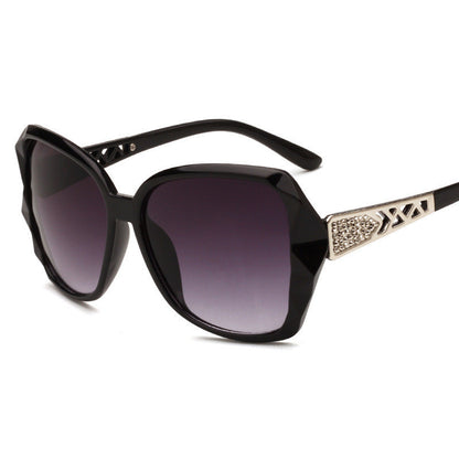 Big Frame Retro, Chic Oversized Fashion Sunglasses for Women